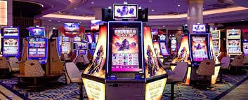 Berbagai kategori slot online tersedia di kiageng12 mulai dari slot klasik hingga video slot modern